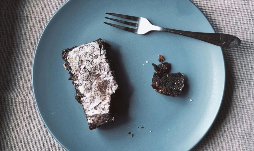 Healthy Chocolate Cake: A High-Protein Dessert for Fitness Lovers